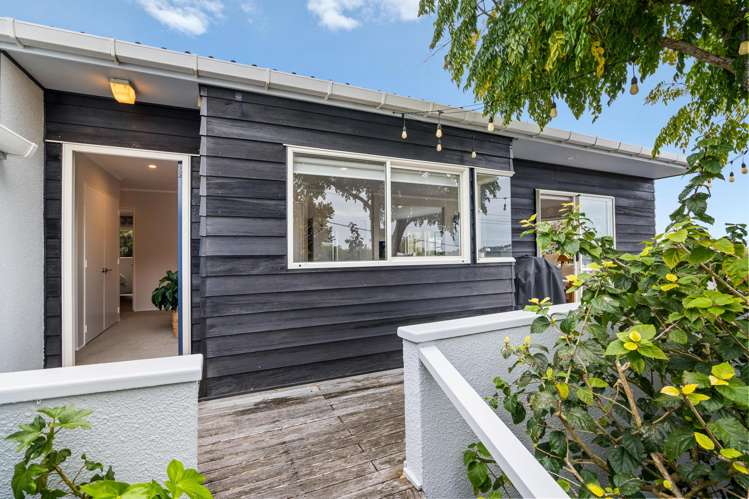 26A Kauri Road Stanmore Bay_21