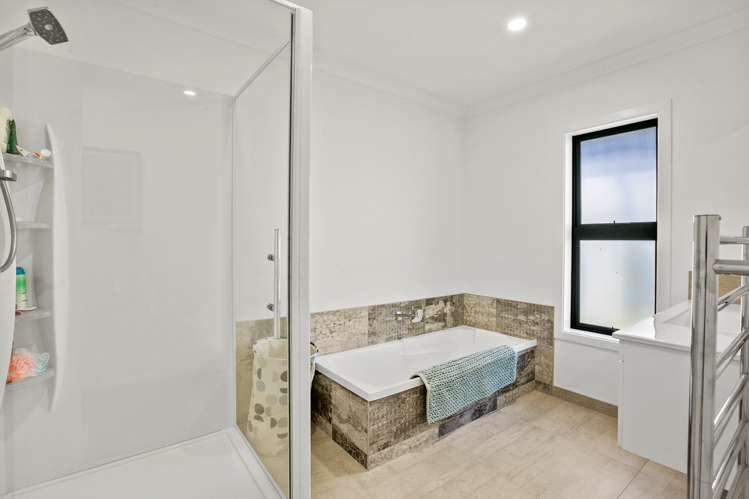 3f Honeyfield Drive Whalers Gate_14