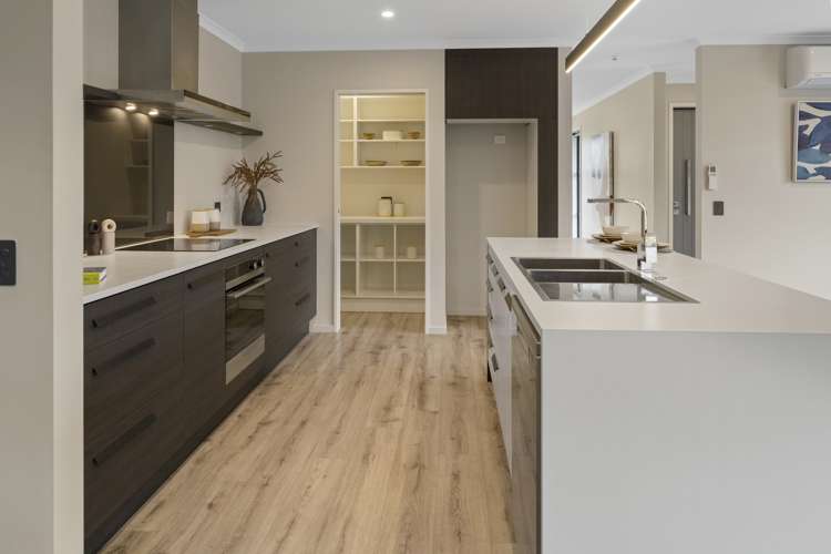 9 Sabine Drive Richmond_7