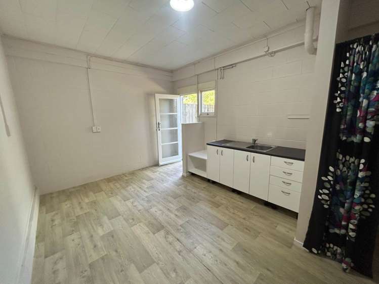 1/769 Beach Road Browns Bay_8