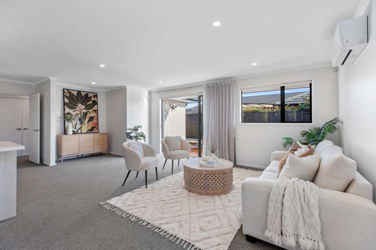 21 Livingstone Drive Papamoa_13