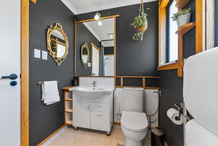 87 Wrantage Street Westown_12