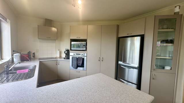 23 Chesterfield Way Orewa_4