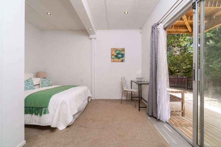 46 Sylvan Crescent Te Atatu South_10