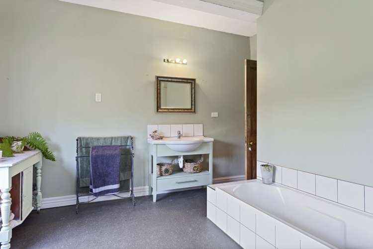 411 Springbank Road Swannanoa_10