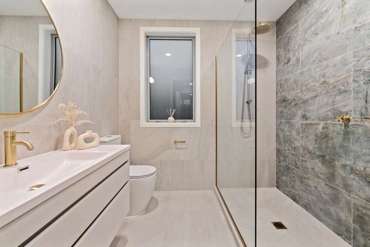 11 Kaupeka Road Orewa_17