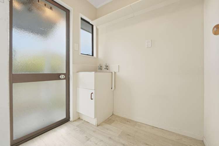 11 Lickfold Lane Pukete_13