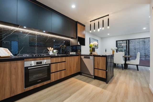 1 Puhakehake Place Flat Bush_2