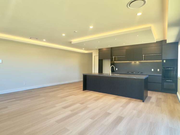 389 Te Taruna Drive_4