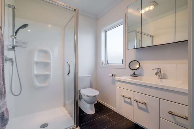 2 Morocco Terrace Kelvin Grove_24