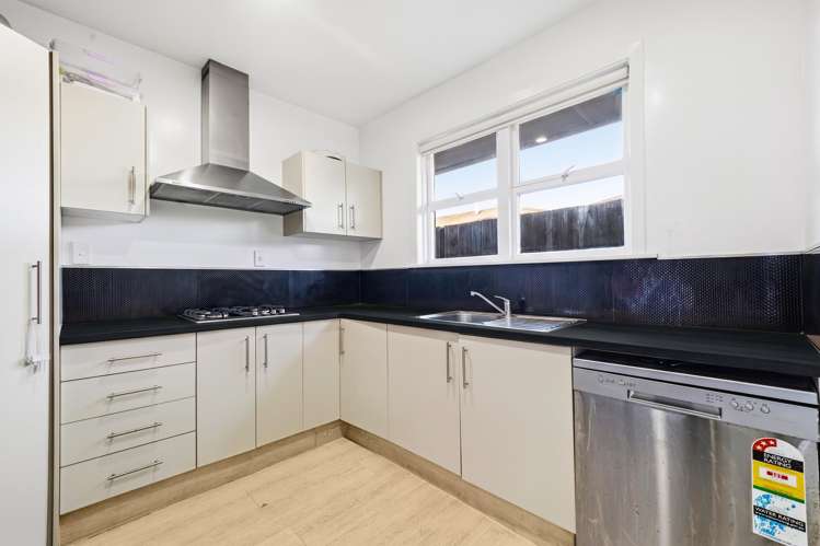 25 Great South Road Papatoetoe_6