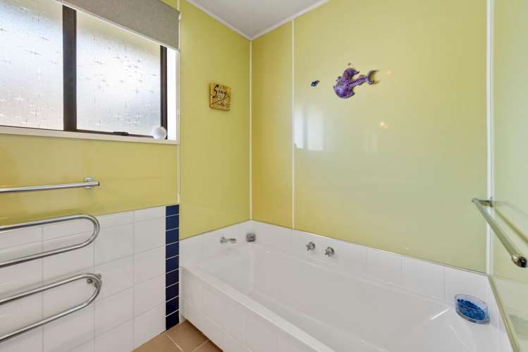 20 Earnscleugh Road Bridge Hill_15