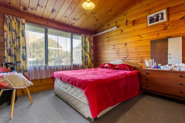 6 Chantal Place Papakura_2