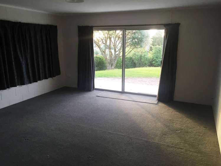 220 Whangaparaoa Road Red Beach_20