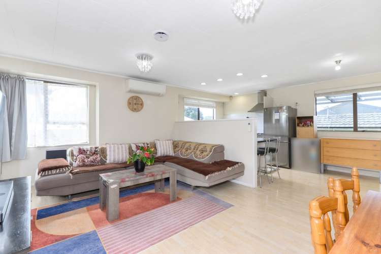 25 Glen Close Glen Eden_10