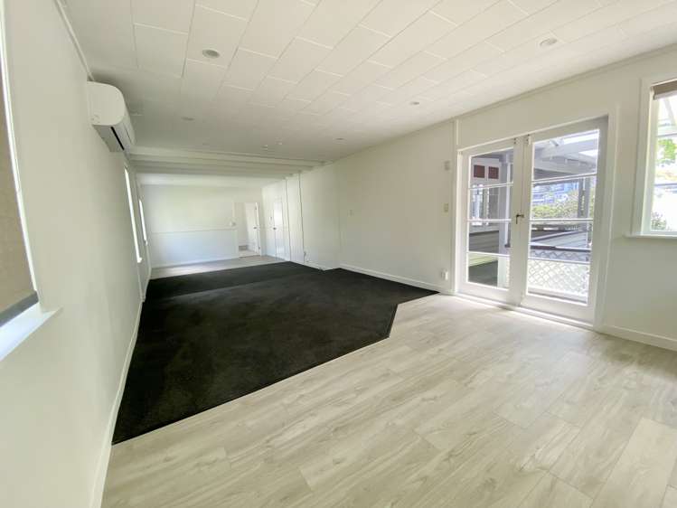 13 Captain Scott Road Glen Eden_12