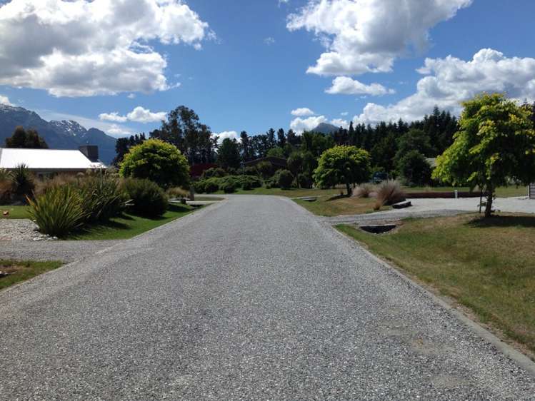 10 Pigeon Place Glenorchy_1