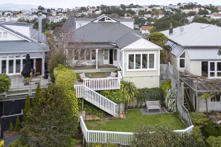 14 Mariri Road Kelburn_12