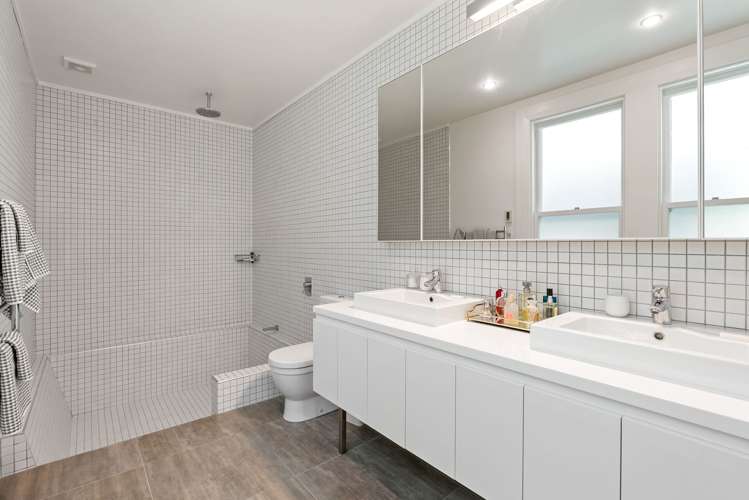 10 Shannon Street Mount Victoria_30
