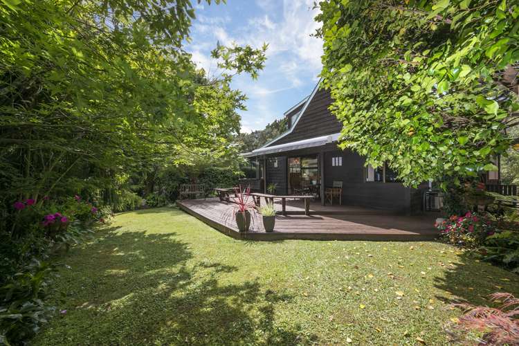 35a Daffodil Street Titirangi_13