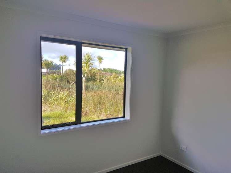 39 Ocean View Rise Ruakaka_7