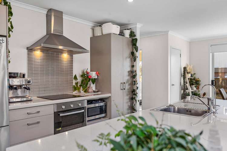 2/162 Waihi Road Judea_9