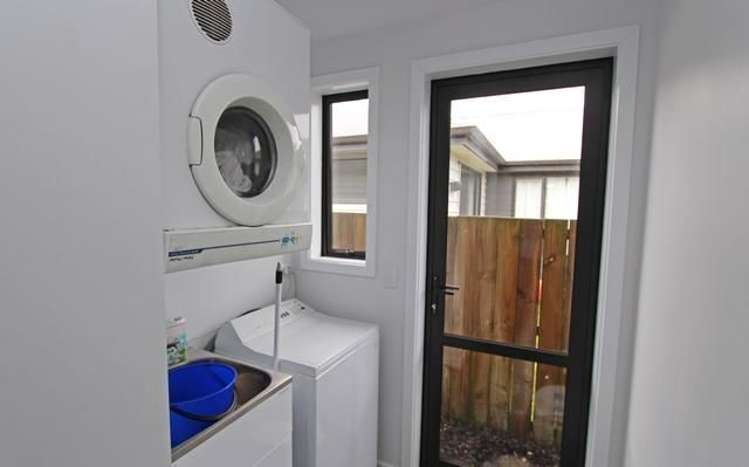 4/63 Royal Crescent Saint Kilda_11