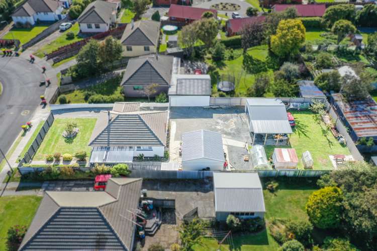 70 Adamson Crescent Glengarry_1