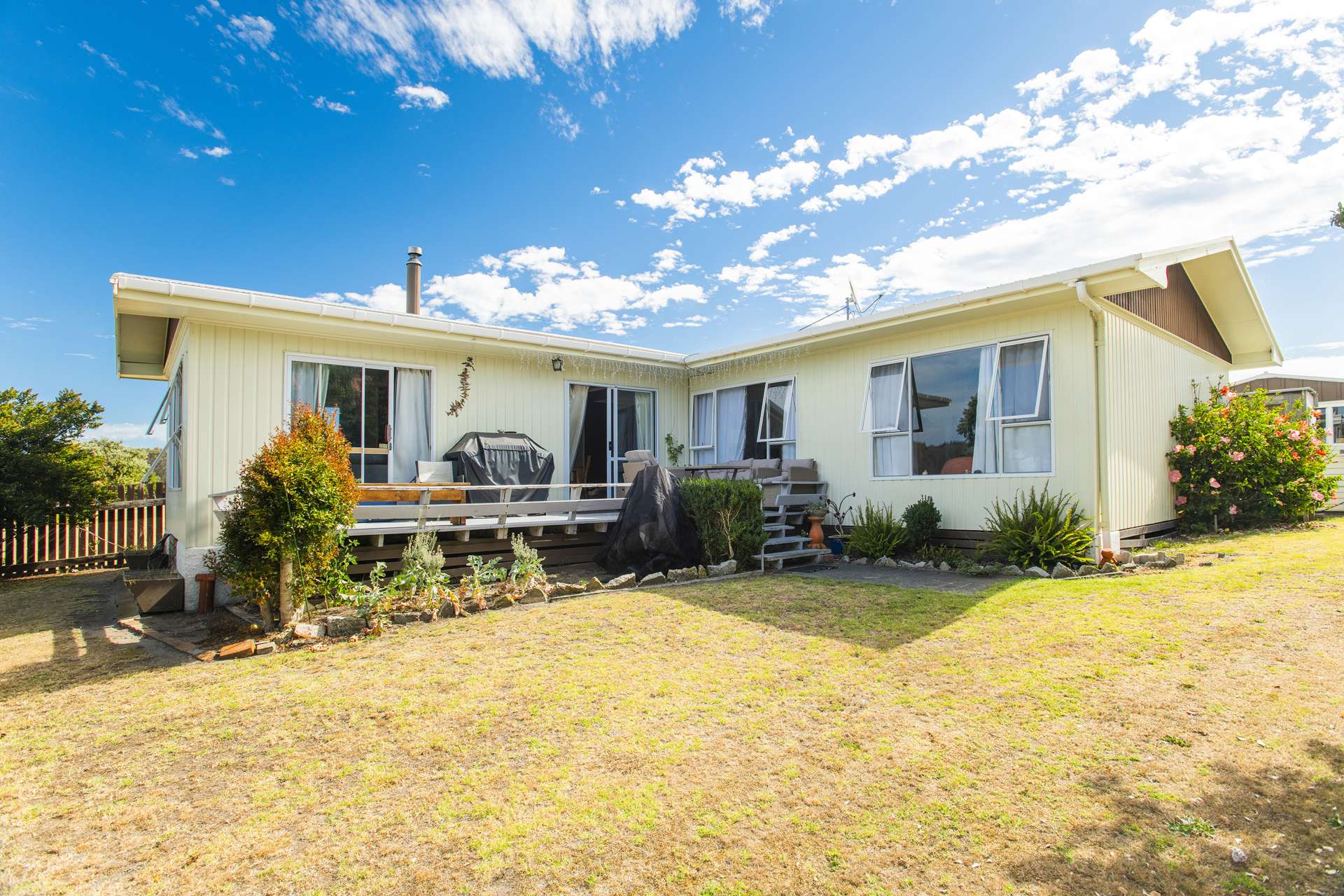 14 Discovery Street Tolaga Bay Gisborne District Houses for Sale