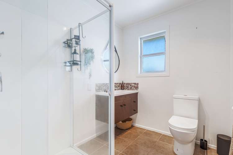 29 Ward Crescent Te Atatu Peninsula_10