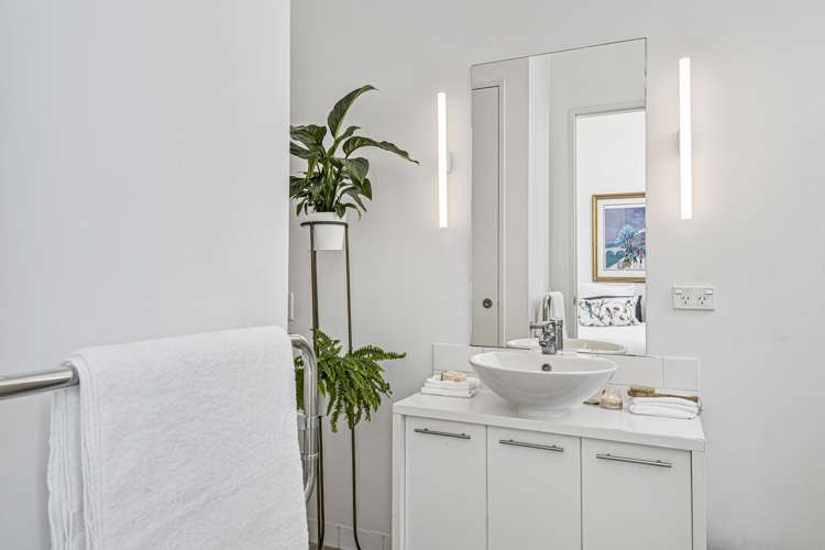 80 Fisher-Point Drive Auckland Central_11