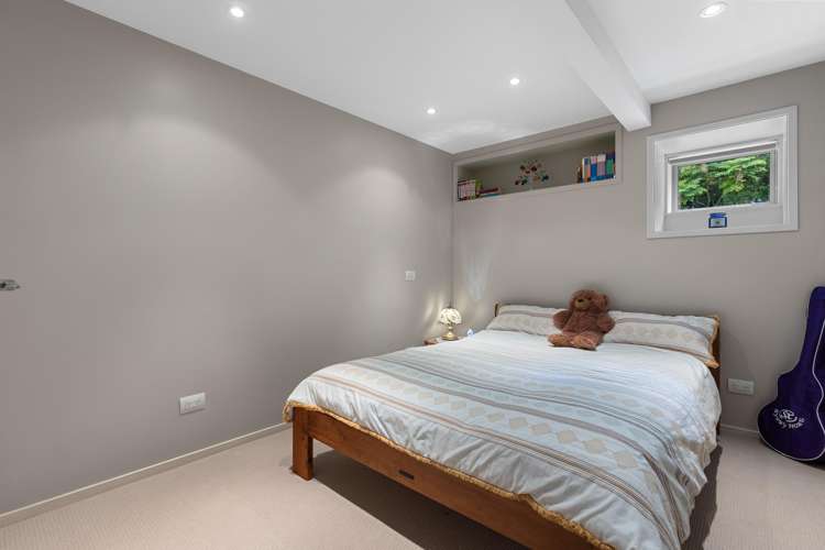 140 Bellevue Road Brookfield_13