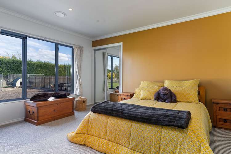 102 Paierau Road Opaki_11