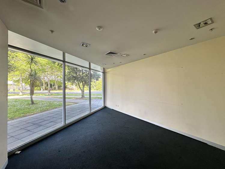 GA/84 Gunner Drive Te Atatu Peninsula_10