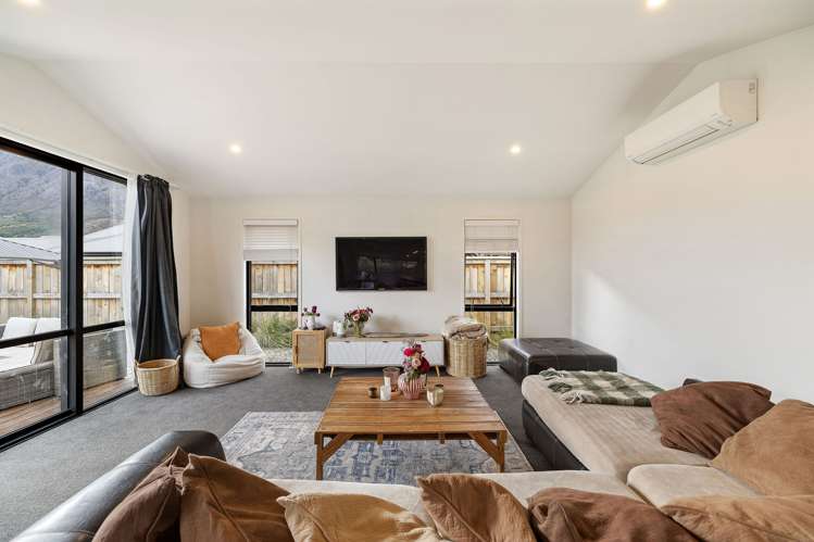 17 Cheviot Street, Hanley's Farm Jacks Point_5