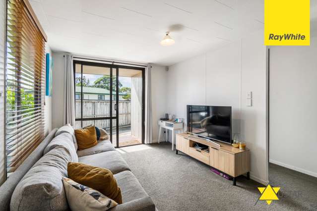 1/8 Cameron Place Ranui_2