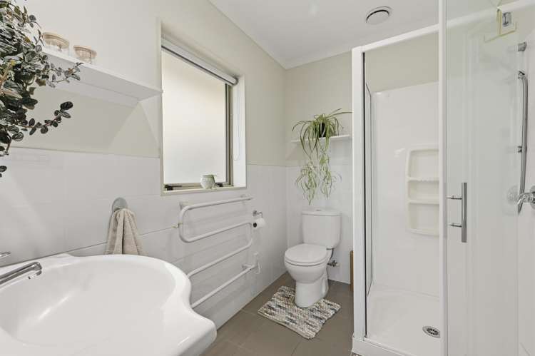 10 Emmerdale Place Ohauiti_12