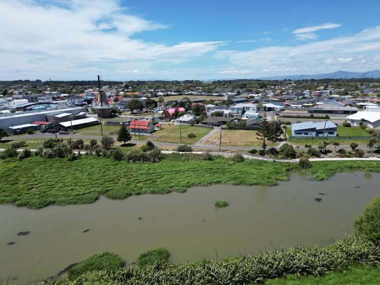 32 Harbour Street Foxton_23