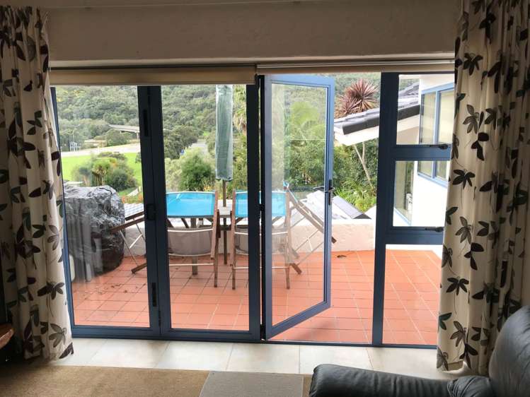 2f Weranui Road Waiwera_7