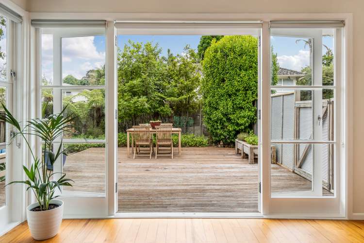 54 Melba Street Beach Haven_11