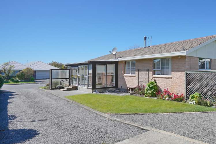 14 Seadown Crescent Amberley_17