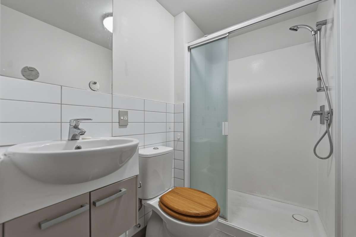 6F/208 Hobson Street_4