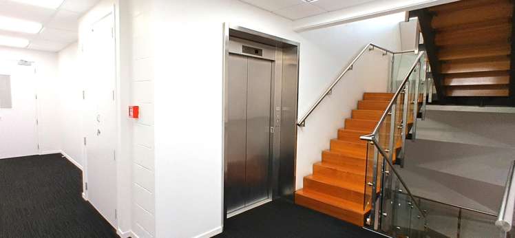 Level 1/Area B 132 Hurstmere Road Takapuna_7
