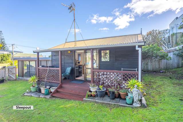 14 Koromiko Street Otaki Beach_2