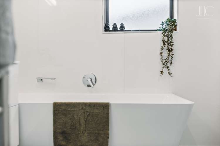 100 Waenga Drive Cromwell_11