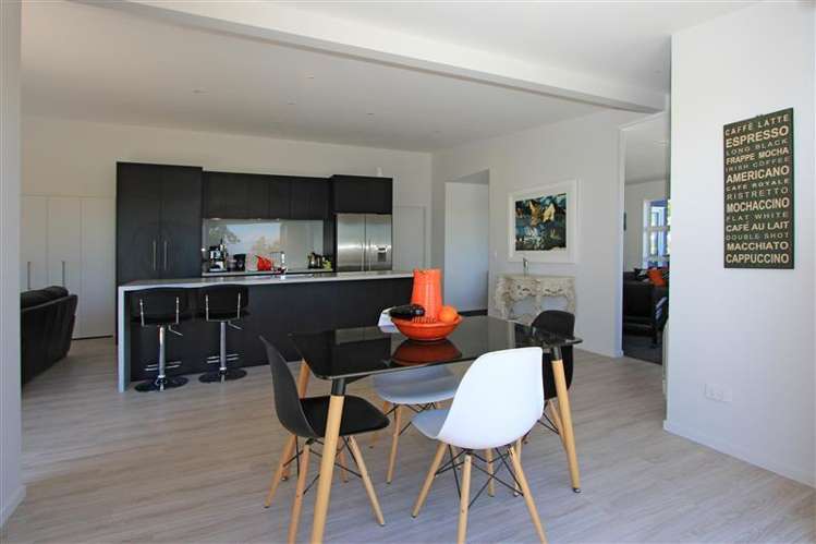 216 The Ridgeway Stoke_6