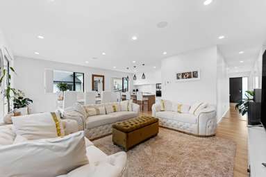 13 PEACOCK PLACE_3