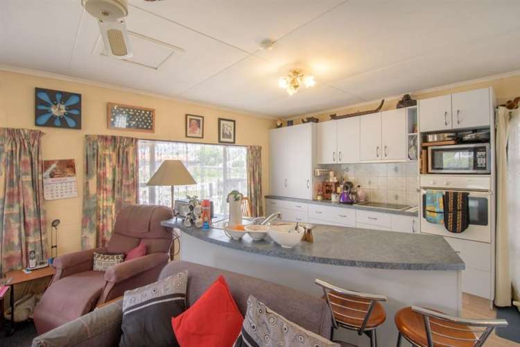 16 Annie Aranui Drive Poraiti_3