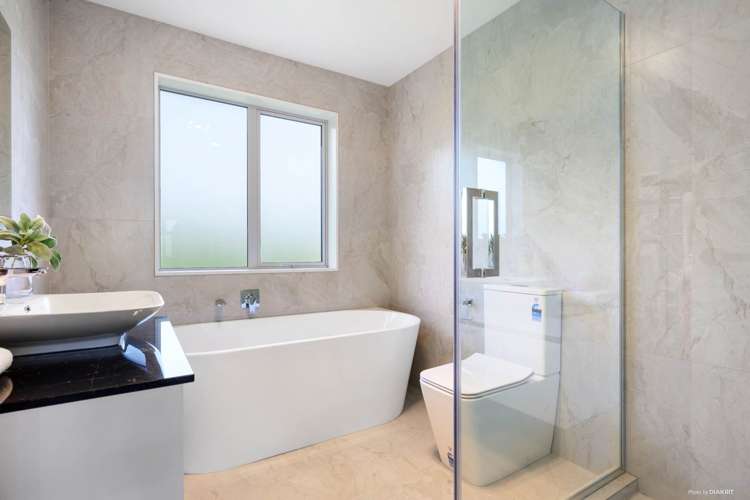 3 Routhmore Street Flat Bush_11