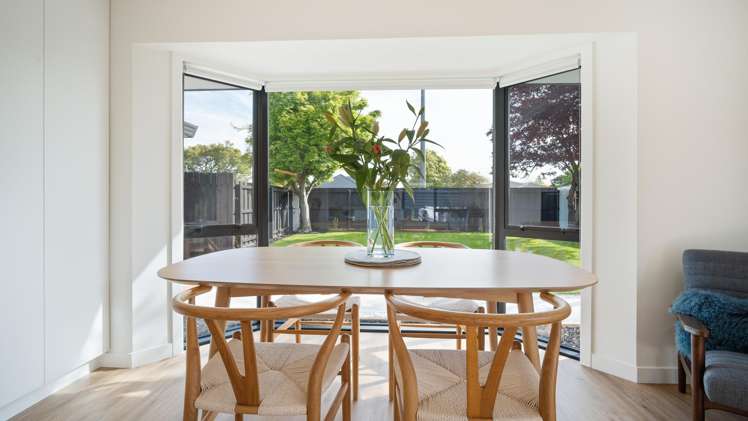 1/84 Memorial Avenue Fendalton_8